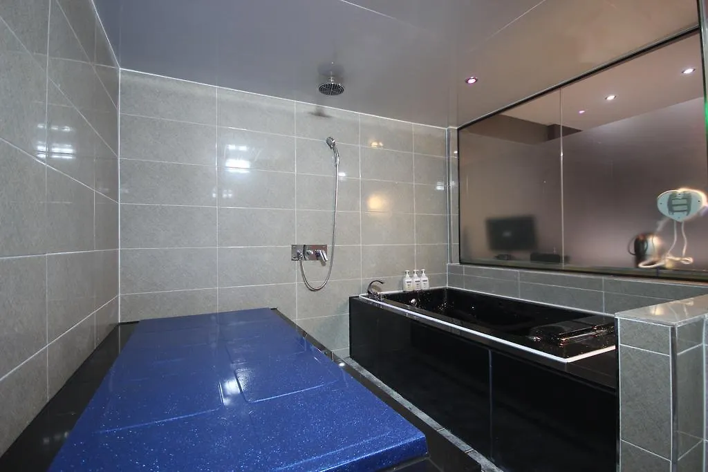 Hotel Well Busan