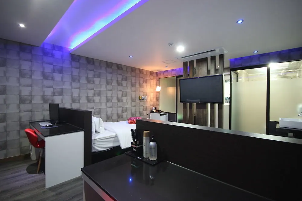 Hotel Well Busan